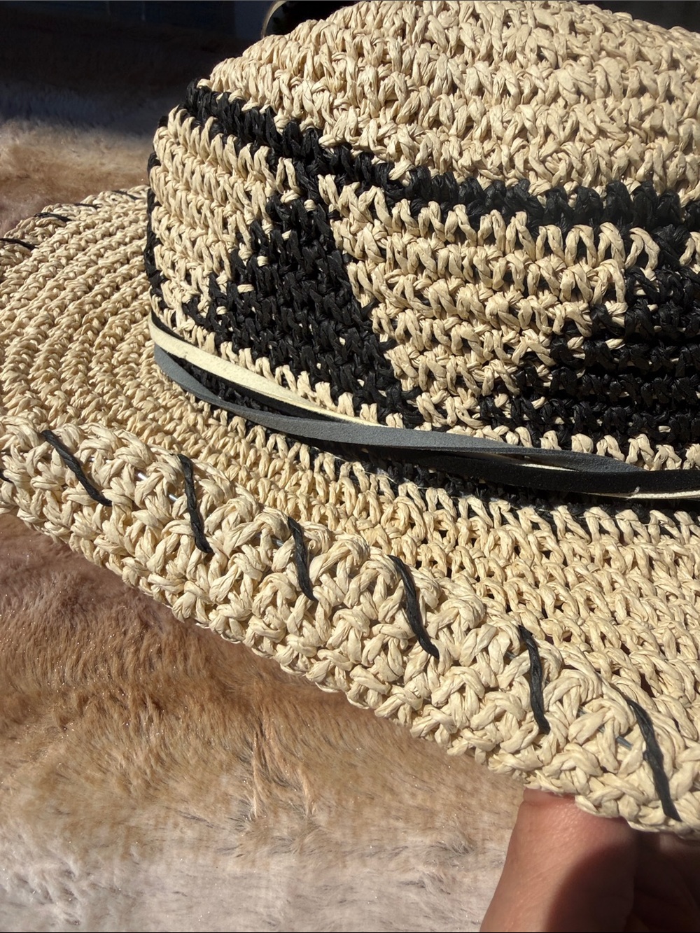 Peter Grimm New Aztec 3 band/ feathers Natural Straw Crochet Hat Black Accents - Picture 6 of 11